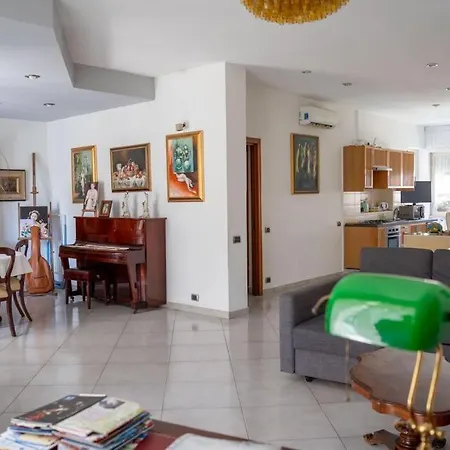 Super Elegante Centro Con Posto Auto E Wifi Veloce Appartement