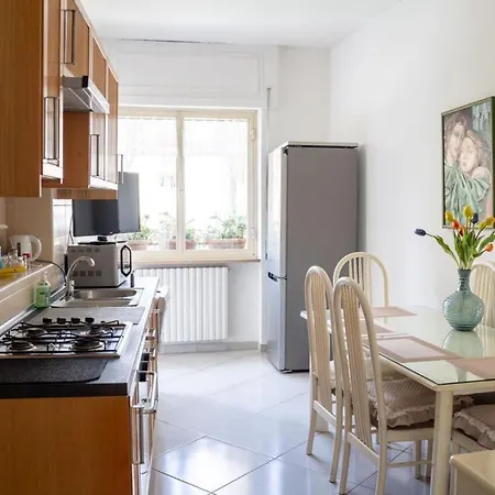 Super Elegante Centro Con Posto Auto E Wifi Veloce Appartement *