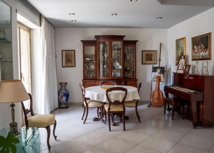 Appartamento Super Elegante Centro Con Posto Auto E Wifi Veloce Napoli