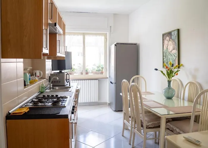 Super Elegante Centro Con Posto Auto E Wifi Veloce Appartamento *